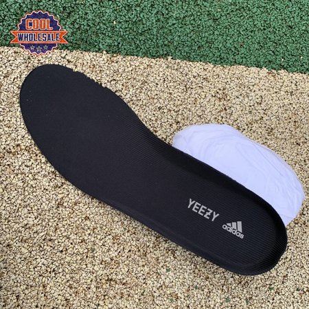 Yeezy Boost 7 MNVN 'Bone' 36-48