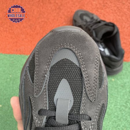 Yeezy Boost 7 V2 'Vanta' 36-46