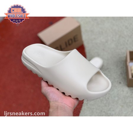 Yeezy Slides 'Bone' 37-48.5