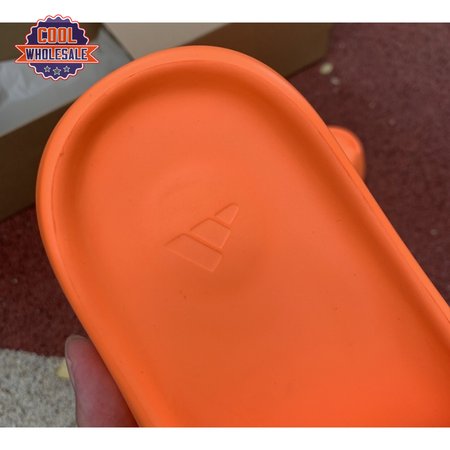 Yeezy Slides 'Enflame Orange' 37-48.5