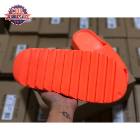 Yeezy Slides 'Enflame Orange' 37-48.5
