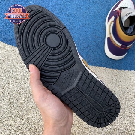 Jordan 1 Retro High OG Defiant SB LA to Chicago Men's