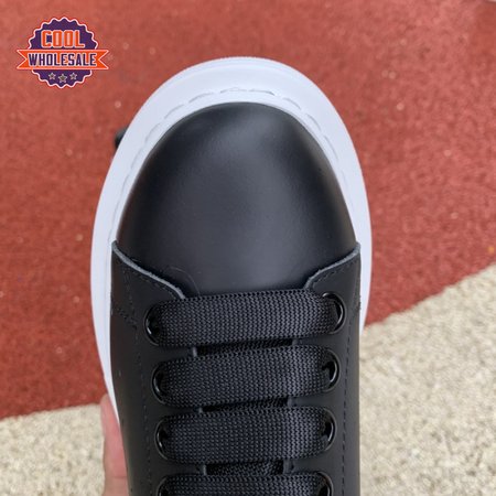 Alexander McQueen Oversized Black White 34-47