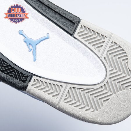 Air Jordan 4 Retro 'University Blue' Unisex