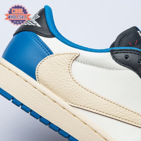 Travis Scott x Air Jordan 1 Retro Low Unisex