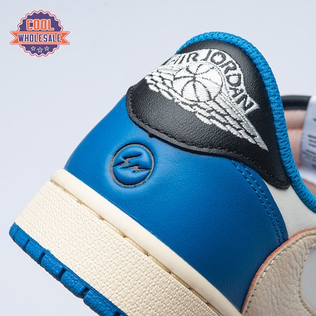 Travis Scott x Air Jordan 1 Retro Low Unisex