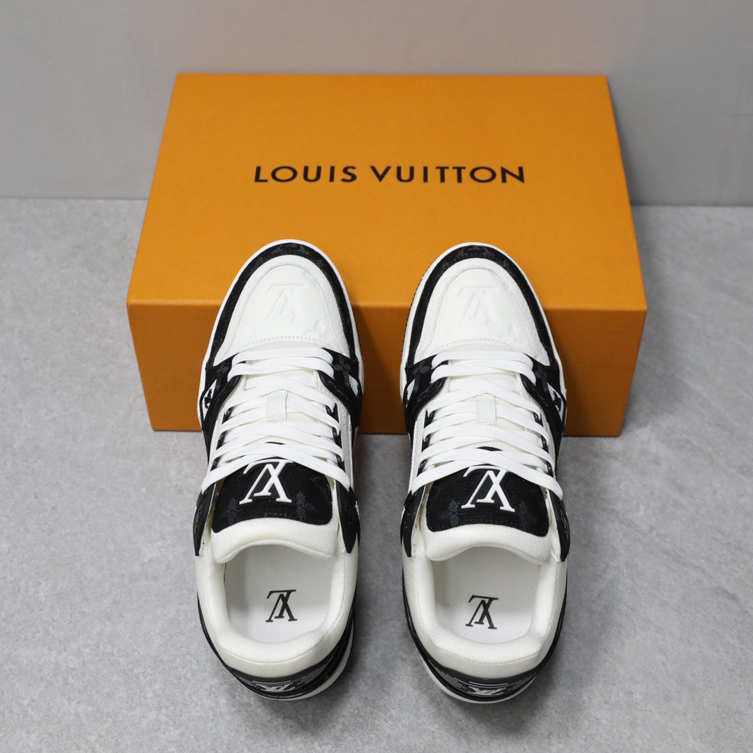 Louis Vuitton Trainers Black
