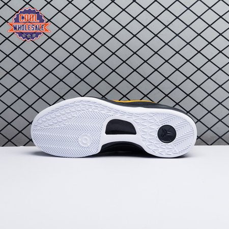 Nike Kobe 8 Protro Lakers Away HF955 1 Men's