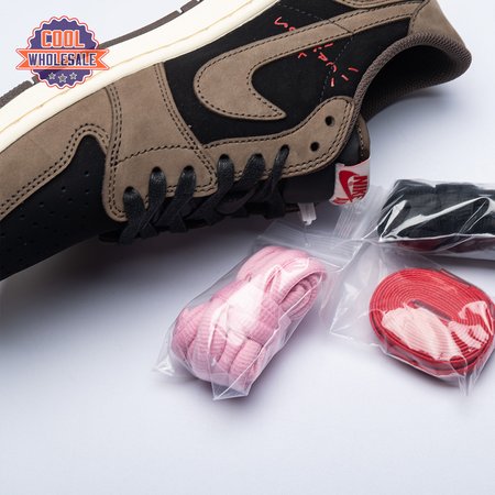 Travis Scott x Air Jordan 1 Low 'Mocha' Unisex