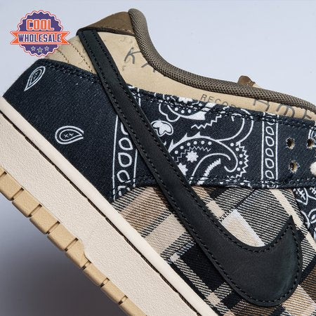 Travis Scott x Dunk Low Premium QS SB 'Cactus Jack' Unisex