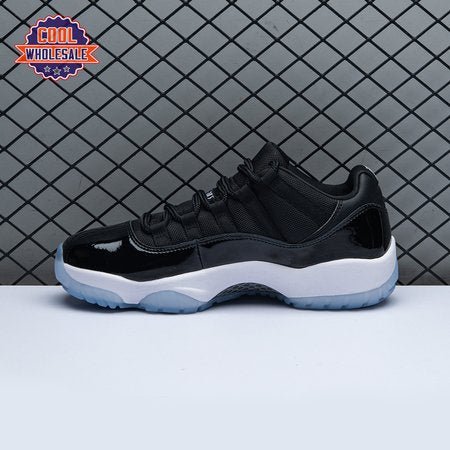 Air_Jordan_11_Low_Space_Jam_Bp2Dr_3.jpg