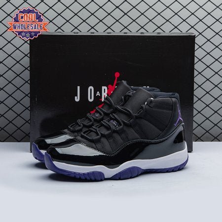 Air_Jordan_11_Retro_Bianche_Viola_Nere_ED2c6.jpg