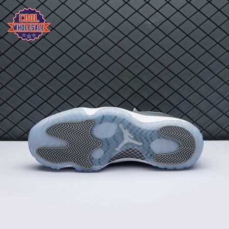 Air_Jordan_11_Retro_Cool_Grey_wJXjo_4.jpg