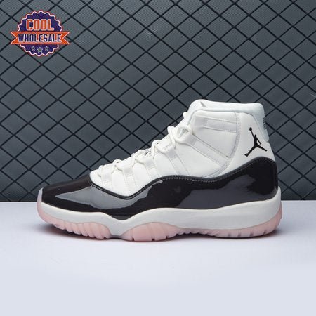Air_Jordan_11_WMNS_Neapolitan_wBFeY_2.jpg