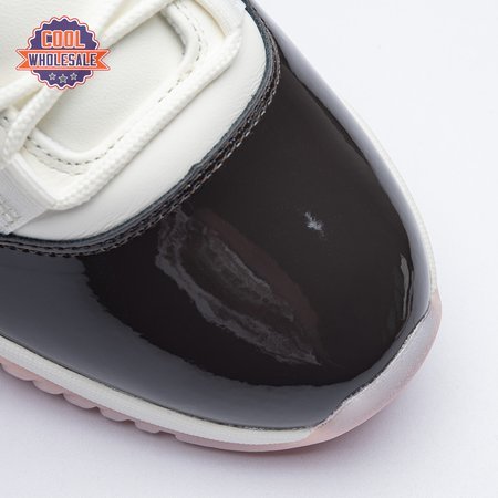 Air_Jordan_11_WMNS_Neapolitan_wBFeY_7.jpg