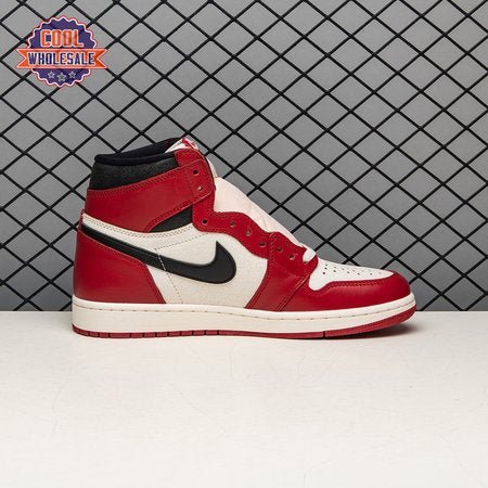 Air_Jordan_1_Chicago_Reimagined_ZktXE_3.jpg