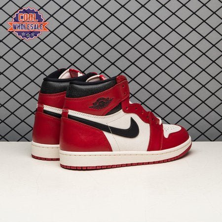 Air_Jordan_1_Chicago_Reimagined_ZktXE_6.jpg