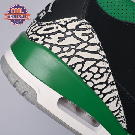 Air_Jordan_3_Pine_Green_mDGrR_11.jpg
