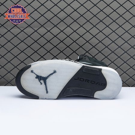 Air_Jordan_5_Retro_Oreo_wzfao_4_e8913575-4c8e-4ecb-91ec-8979476e84b9.jpg