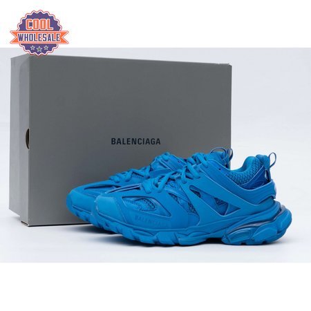 Balenciaga_Track_Screen_Blue_35-45_I79oR5QhZ-12.jpg