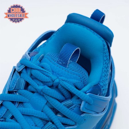 Balenciaga_Track_Screen_Blue_35-45_I79oR5QhZ_4-1.jpg