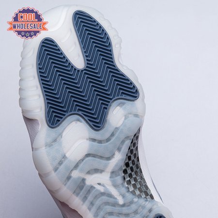 Jordan_11_Retro_Low_Diffused_Blue_S526W_12.jpg