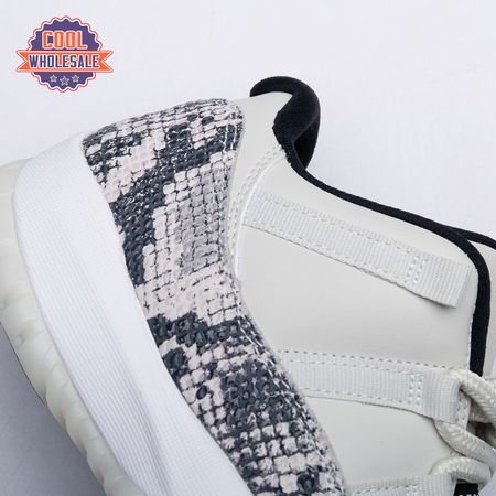 Jordan_11_Retro_Low_Snake_Light_Bone_nW1qg_14.jpg