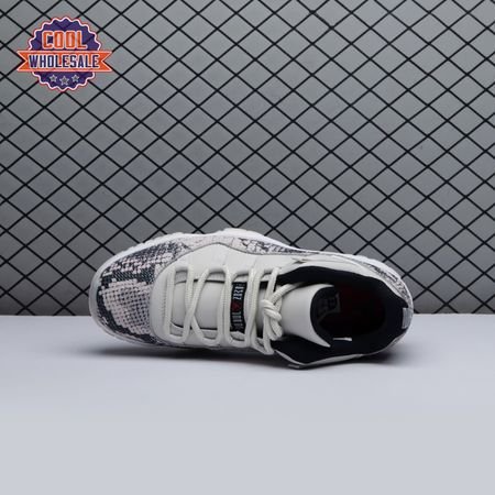 Jordan_11_Retro_Low_Snake_Light_Bone_nW1qg_5.jpg