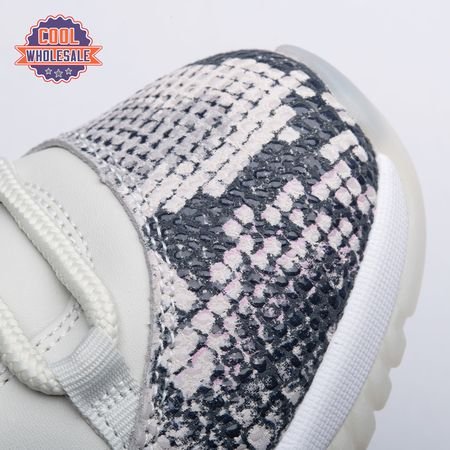 Jordan_11_Retro_Low_Snake_Light_Bone_nW1qg_8.jpg