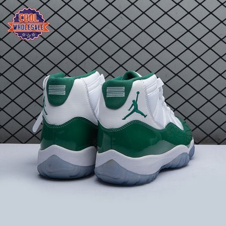 Jordan_11_Retro_White_Green_cxQ21_6.jpg