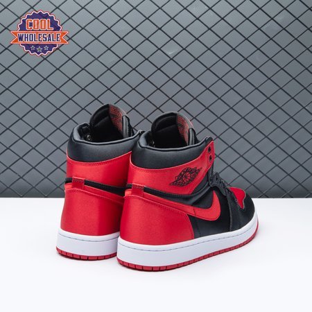 Jordan_1_Retro_High_OG_Satin_Bred_iYTGS_6.jpg