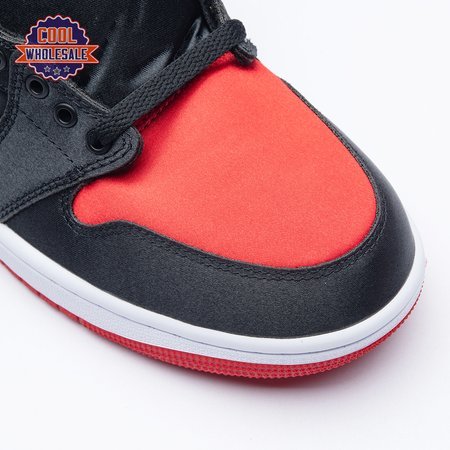 Jordan_1_Retro_High_OG_Satin_Bred_iYTGS_7.jpg