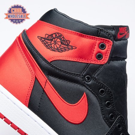 Jordan_1_Retro_High_OG_Satin_Bred_iYTGS_9.jpg