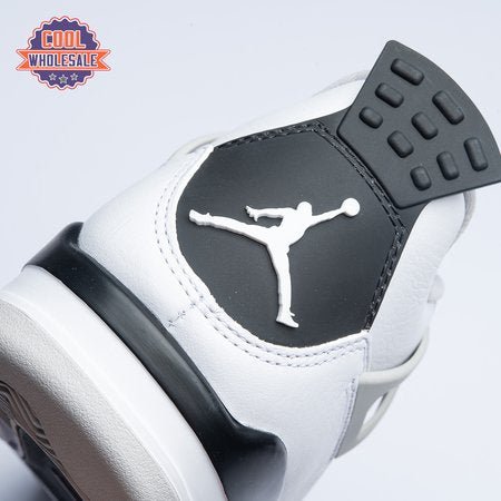 Jordan_4_Retro_Military_Black_bSiqN_12_ee7587d7-ad70-40b6-ada6-dc4466bfbbc9.jpg