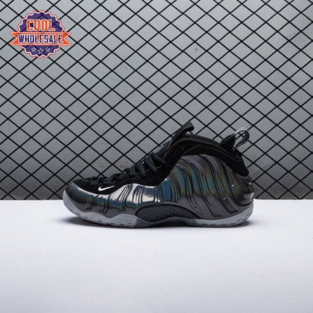 Nike_Air_Foamposite_One_Hologram_XTIBT_2.jpg