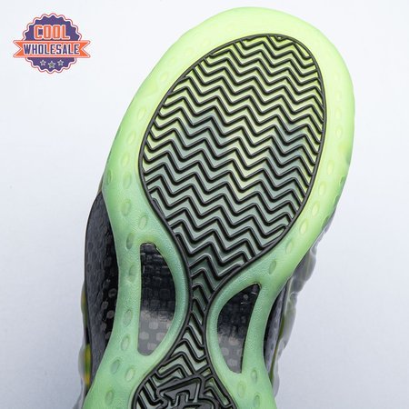 Nike_Air_Foamposite_One_Paranorman_58weQ_12.jpg